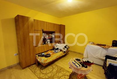 Comision 0% Casa de vanzare 4 camere 2 bai teren 266 mp Saliste Sibiu - 16