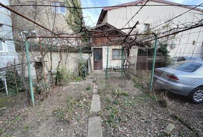 Casă cu 3 camere cu Teren 205 Mp în Central - 12