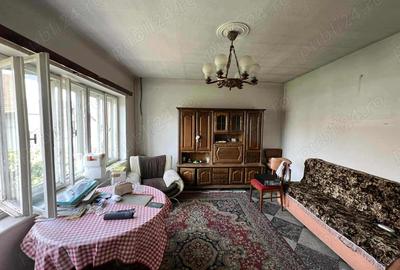 Casa spa?ioasa cu 3 camere ?i garaj in Medias (str Episcob Ioan Bob nr1) - 5