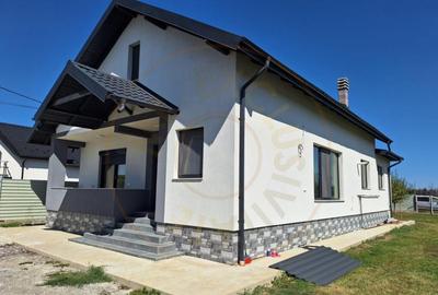 Casă cu 3 camere cu Teren 500 Mp în Catane - 22