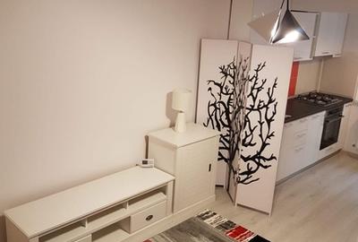 Apartament cu 2 camere decomandat în Theodor Pallady