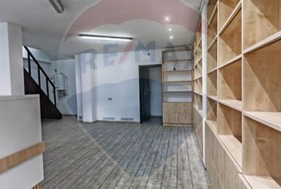 Apartament cu 4 camere de vanzare in zona Bartolomeu - 2