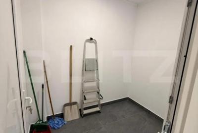 Spațiu comercial, de 245 mp, în Central - 10