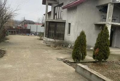 Casă cu 4 camere cu Teren 1590 Mp în Poșta Câlnău - 4