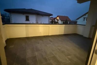 Apartament cu 3 camere decomandat în Central - 3