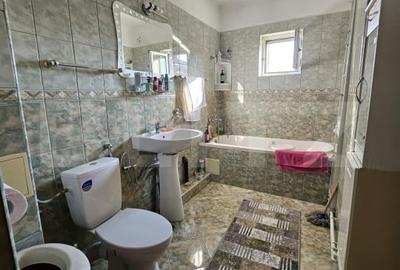 Apartament spatios in vila, 6 camere, 235 mp, zona Grivita Apartament spatios in vila, 6 camere, 235 mp, zona Grivita - 10