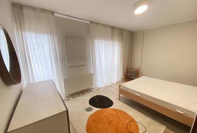 Apartament 3 camere, zona Intim, bloc Bermo - 11