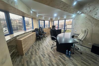 Spatiu Office  70 mp Nicolina la bulevard , cheltuieli incluse - 1