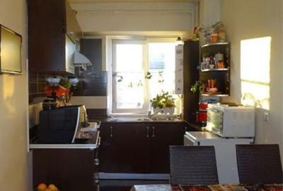 Apartament cu 2 camere decomandat în Exterior Vest