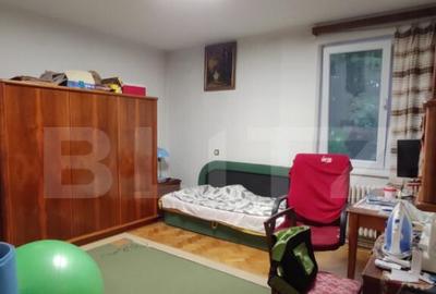 Apartament spa?ios cu 3 camere + garaj , situat intr-o zon - 6