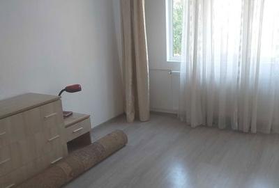 Apartament cu 2 camere decomandat în Gorjului