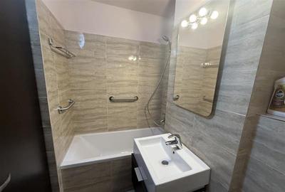 Apartament cu 2 camere decomandat în Circumvalațiunii - 4