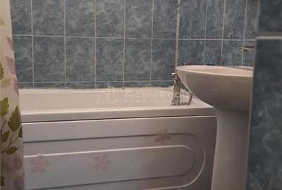 Apartament cu 2 camere semidecomandat în Giurgiului