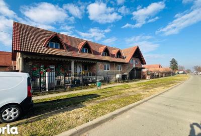 Casă cu Teren 676 Mp în Central - 3