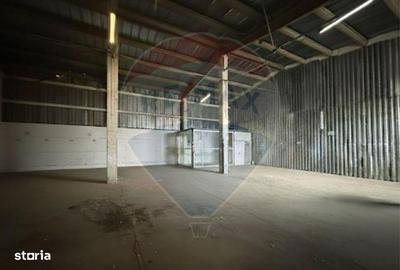 Spațiu comercial, de 360 mp, în Central