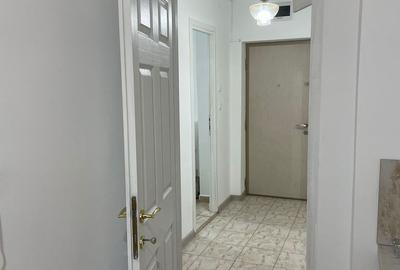 Garsonieră decomandată, mobilată în Tei - 3