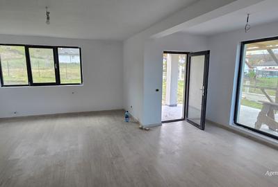 Casă individuală cu 5 camere cu Teren 1000 Mp în Central - 3