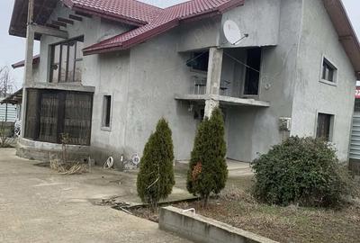 Casă cu 4 camere cu Teren 1600 Mp în Poșta Câlnău - 4