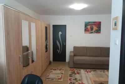 Garsonieră semidecomandată în Basarabia