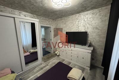 Apartament cu 3 camere semidecomandat, mobilat în Circumvalațiunii - 9
