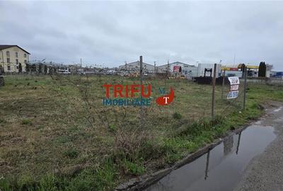 Teren de 1400 mp, în Industrială - 2