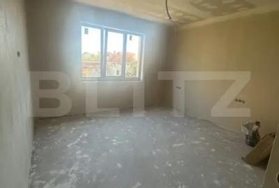 Casă cu 4 camere cu Teren 500 Mp în Păulești - 2