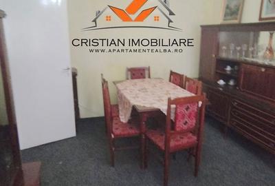 Apartament cu 4 camere în Cetate - 3