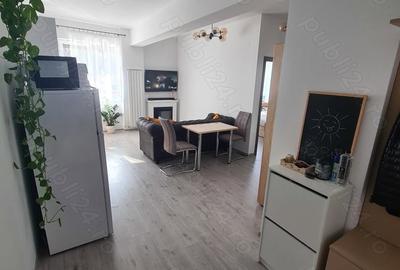 Apartament cu 2 camere decomandat în Central - 3
