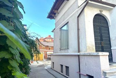 Casă cu 9 camere cu Canalizare în Grădina Icoanei - 1