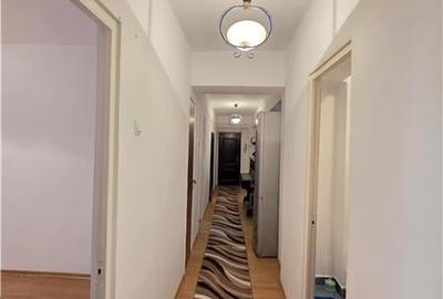 4 camere decomandat - Nicolae Titulescu nr. 14 - Victoriei - 13