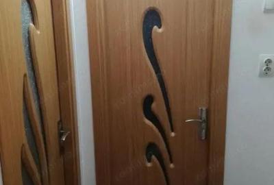 Apartament 3 camere Centru Valenii de Munte | Cartier modernizat in 2024 - 9