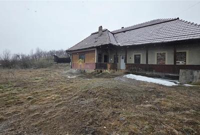 Casă individuală cu 4 camere cu Teren 1839 Mp în Aiton - 2