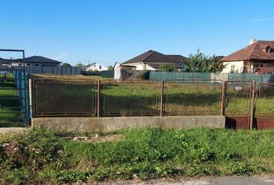 Teren Construcții intravilan de 1353 mp, în Smeura - 1