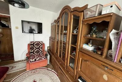 Apartament cu 3 camere decomandat în Podgoria - 2