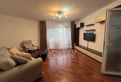 Apartament cu 3 camere decomandat în Soarelui