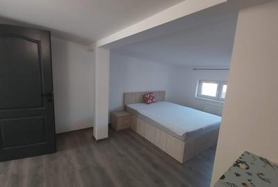 Camera pentru fata linistita – studenta sau salariata - 3