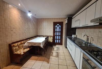 Apartament cu 3 camere decomandat în Central - 6