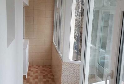 Apartament cu 2 camere decomandat în - 8