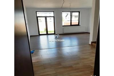 Casă cu 4 camere cu Teren 210 Mp în Prelungirea Ghencea - 2