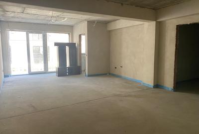 Spațiu comercial, de 50 mp, în Central - 4
