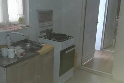 Casă cu 2 camere cu Teren 1500 Mp în Mânzălești - 2