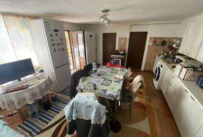 Casă cu 4 camere în Central - 3