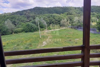 VILA 8 CAMERE, TEREN 5000 MP CAMPULUNG, APA SARATA - 5