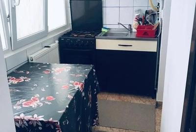 Apartament cu 1 camera, decomandat, zona Nicolina Apartament cu 1 camera, decomandat, zona Nicolina - 3