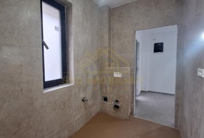 Casă individuală cu 5 camere cu Canalizare în Central - 7
