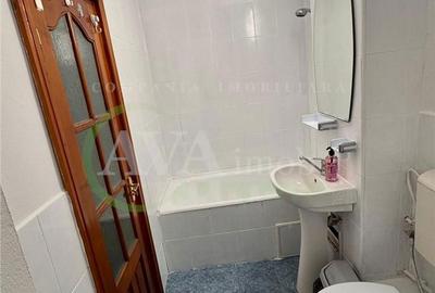 Garsonieră decomandată în Central - 11