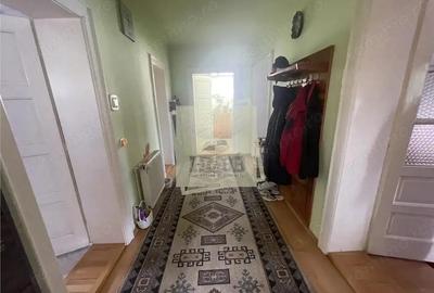 Casă cu 6 camere cu Teren 994 Mp în Calea Dumbrăvii - 7