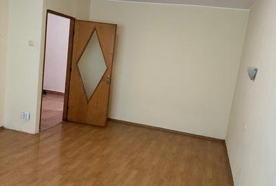 Garsonieră decomandată în Lacul Tei - 2