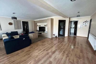 Casă cu 5 camere cu Teren 2401 Mp în Priboieni - 12