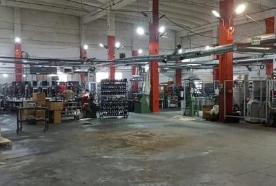 Spațiu comercial, de 10,379 mp, în Central - 10